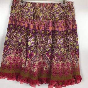 Dress barn, women’s skirt with ruffles.